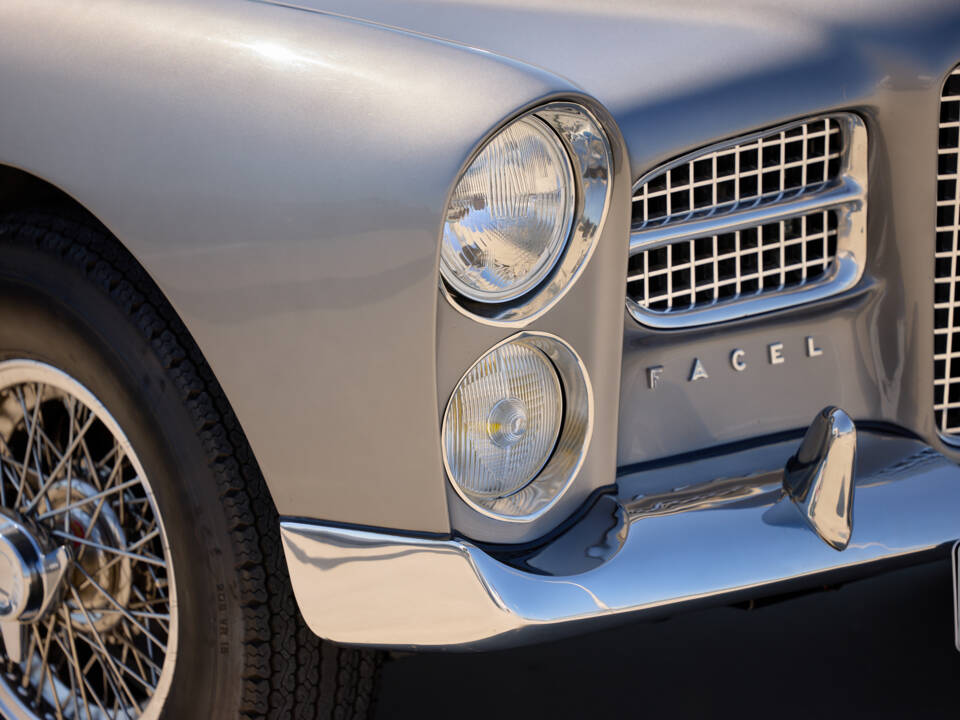 Image 40/100 of Facel Vega FV3B (1957)