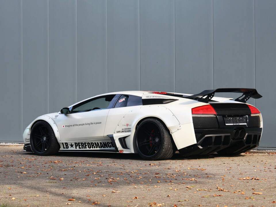 Afbeelding 54/82 van Lamborghini Murciélago (2002)