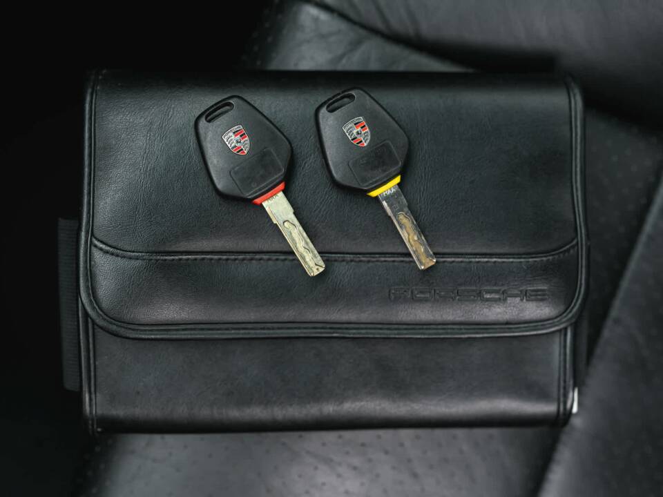 Bild 25/25 von Porsche 911 GT2 (2003)