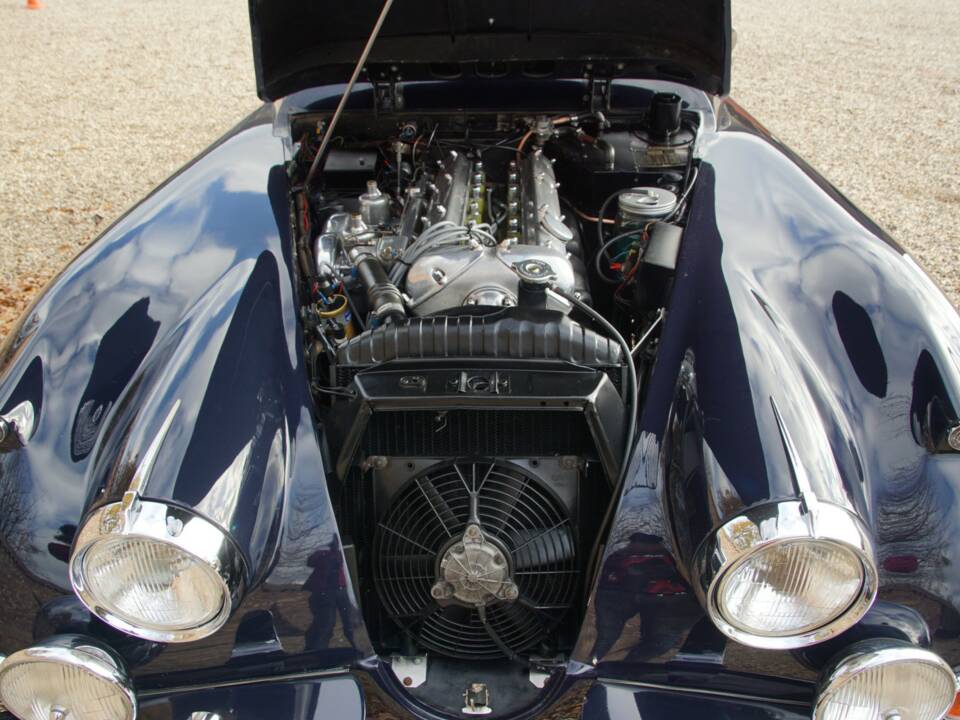 Image 18/50 of Jaguar XK 150 3.4 S FHC (1959)