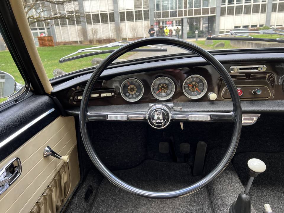 Bild 28/31 von Volkswagen Karmann Ghia 1500 S (1964)