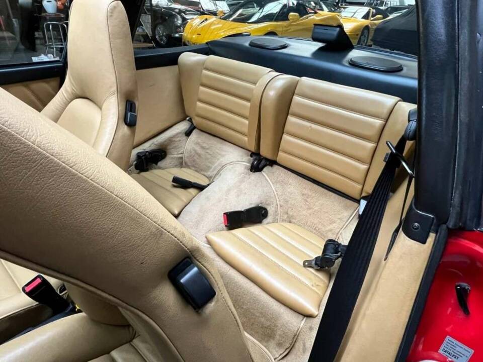 Image 19/50 of Porsche 911 Carrera 3.2 (1987)