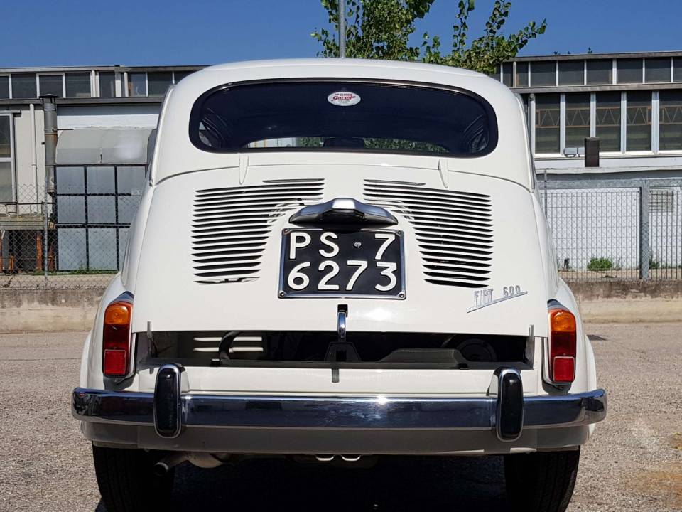 Image 12/30 de FIAT 600 D (1968)
