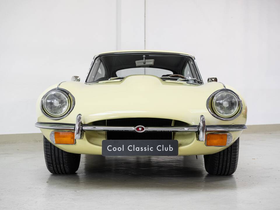 Imagen 2/40 de Jaguar E-Type (2+2) (1970)