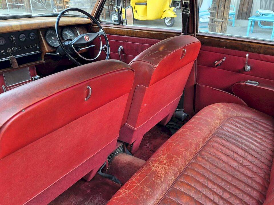 Bild 62/76 von Jaguar Mk II 2.4 (1963)