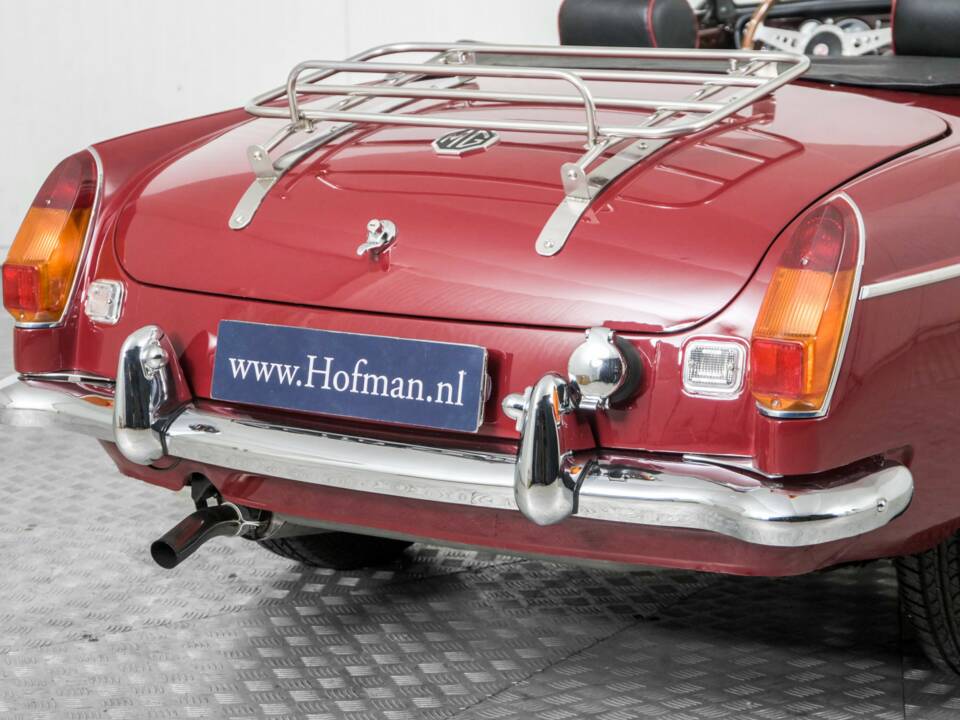 Image 27/50 de MG MGB (1979)