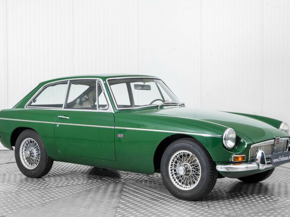 Bild 5/50 von MG MGB GT (1968)