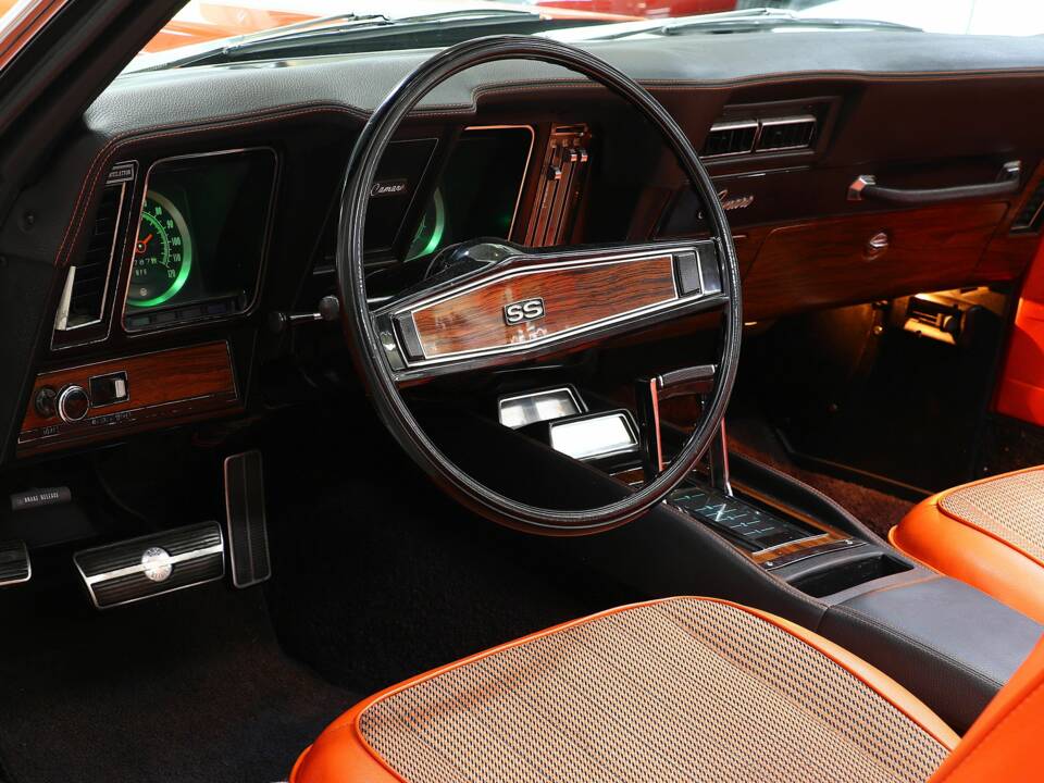 Image 10/13 of Chevrolet Camaro SS-350 (1969)