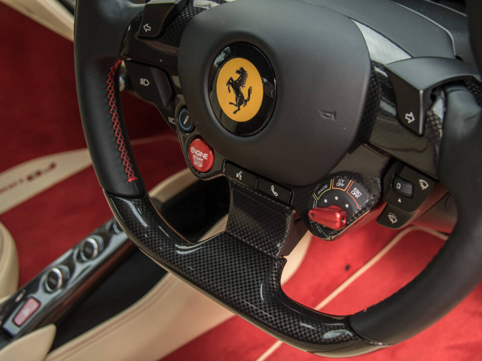 Immagine 23/25 di Ferrari F8 Tributo (2021)