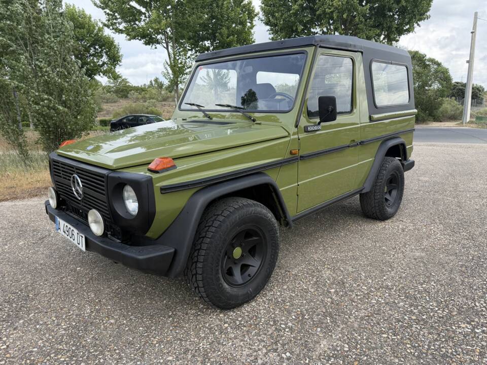 Bild 1/8 von Mercedes-Benz 240 GD (kurz) (1979)