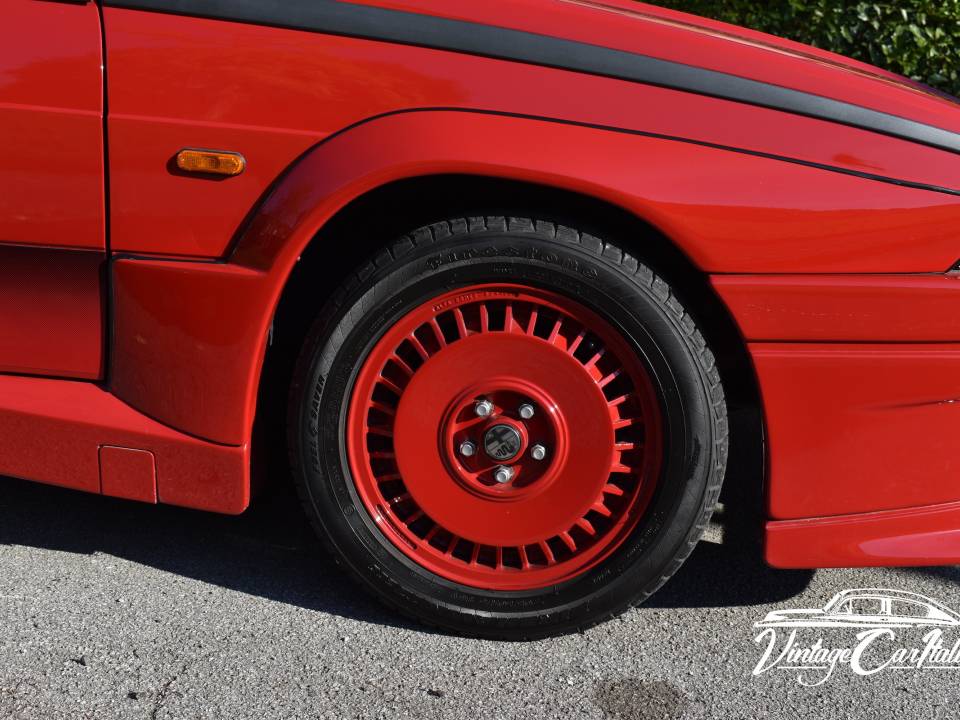 Image 17/35 of Alfa Romeo 75 1.8 Turbo Evoluzione (1987)