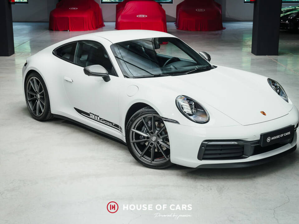 Image 4/25 of Porsche 911 Carrera T (2023)