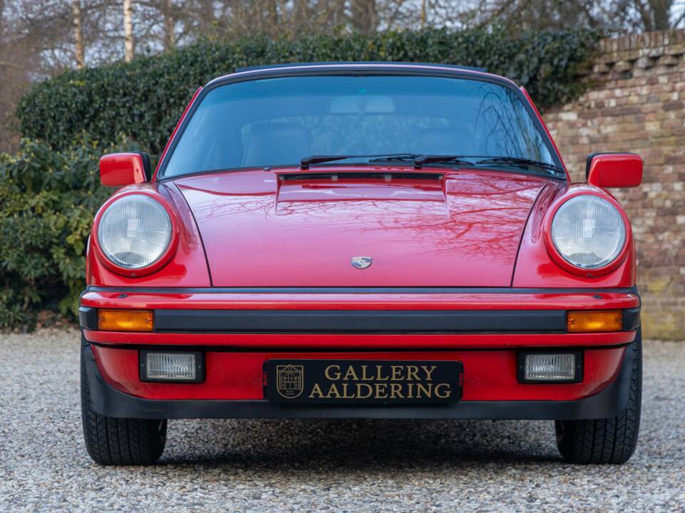 Bild 17/50 von Porsche 911 Carrera 3.2 (1988)