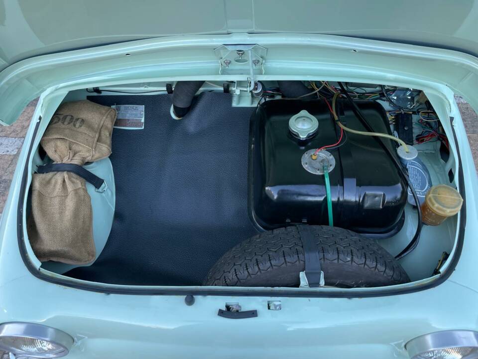 Obraz 18/21 pojazdu FIAT 500 D (1963)