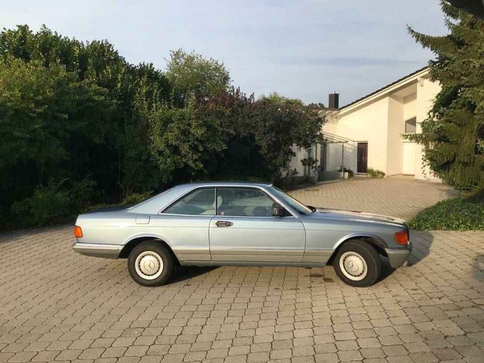 Image 5/30 of Mercedes-Benz 380 SEC (1985)