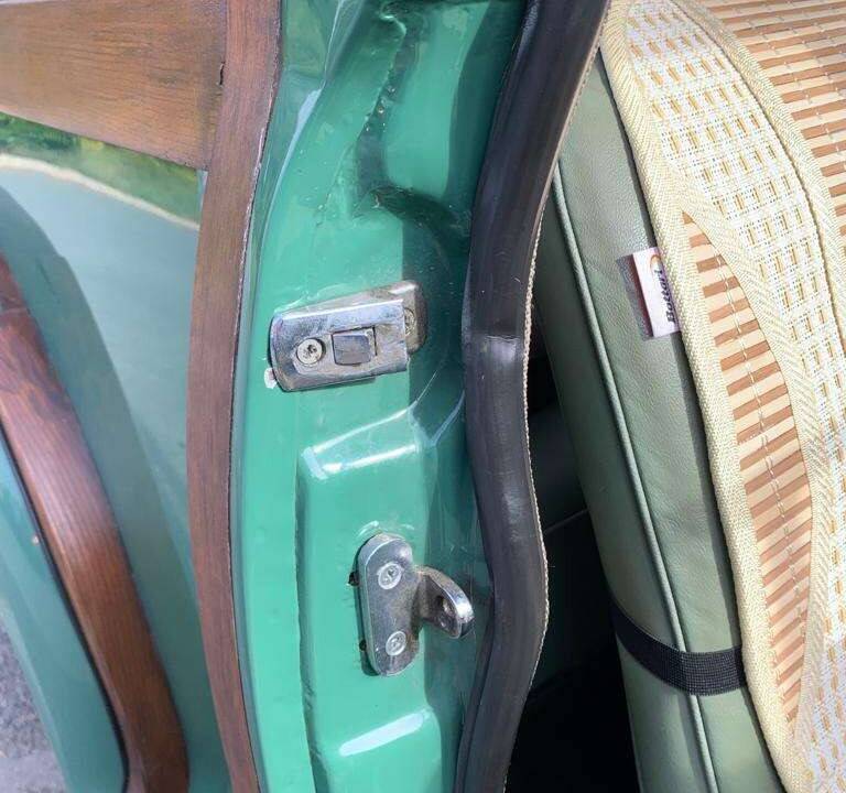 Immagine 61/83 di Morris Minor 1000 Traveller (1969)