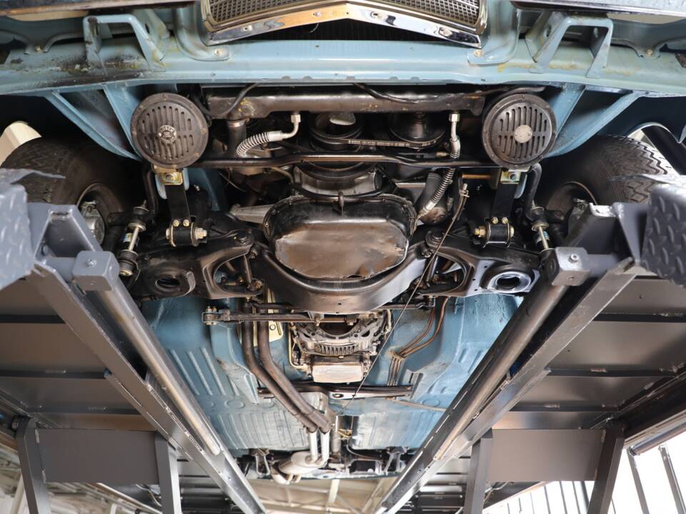 Bild 29/35 von Mercedes-Benz 230 S Universal (1968)