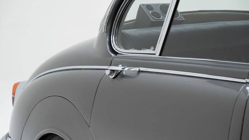 Afbeelding 14/15 van Daimler 2,5 Liter V8 (1965)