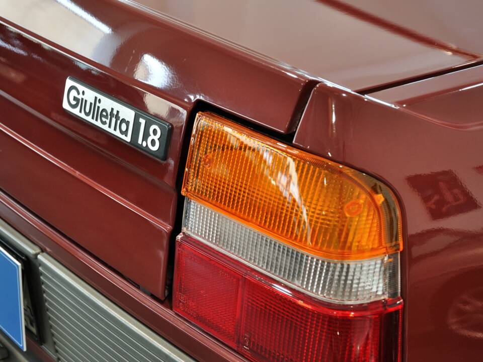 Bild 16/50 von Alfa Romeo Giulietta 1.8 (1985)