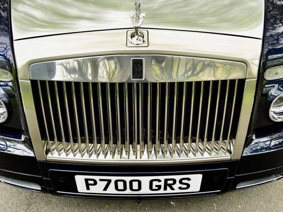 Image 28/50 of Rolls-Royce Phantom Coupé (2012)