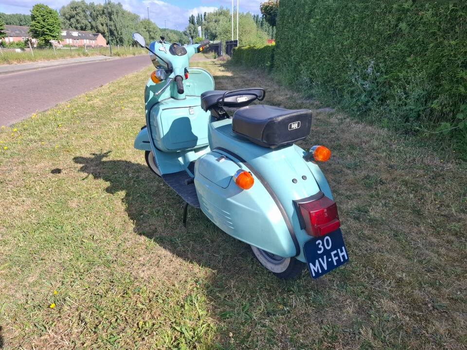 Image 5/48 of Bajaj DUMMY (1993)