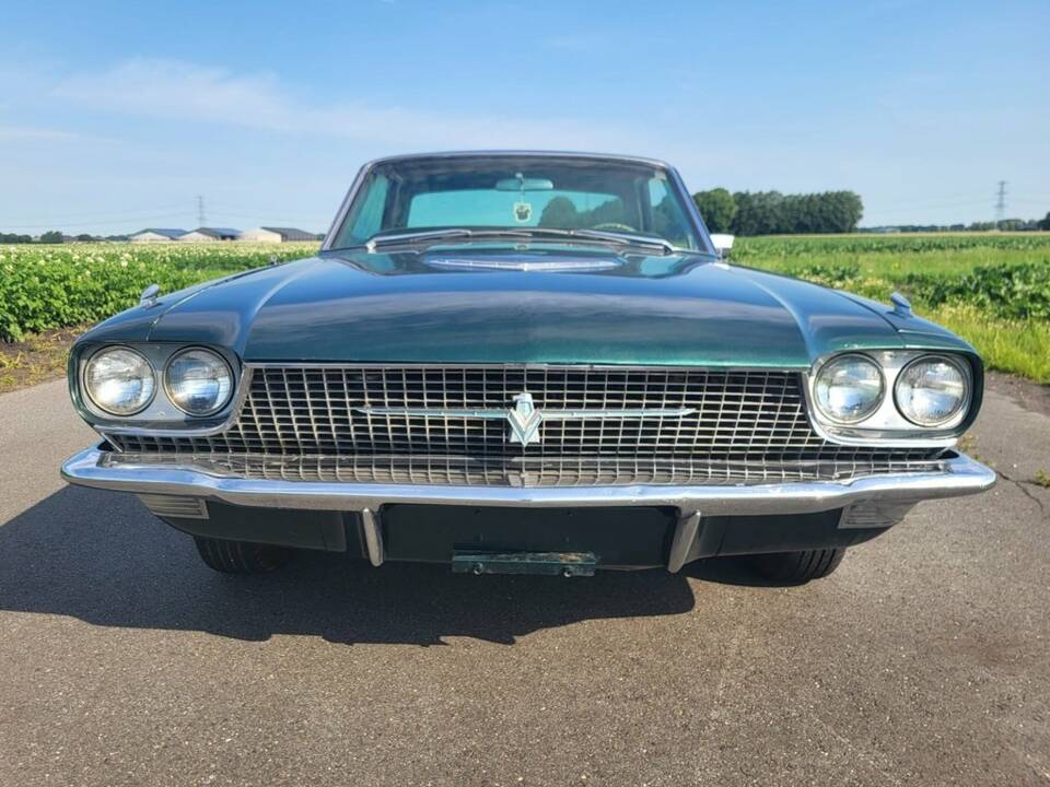 Immagine 6/8 di Ford Thunderbird (1966)