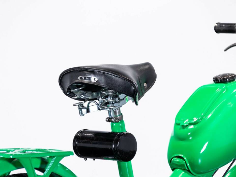 Image 14/44 of Ducati DUMMY (1951)