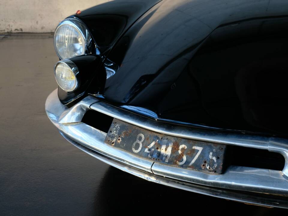 Bild 9/46 von Citroën ID 19 (1962)