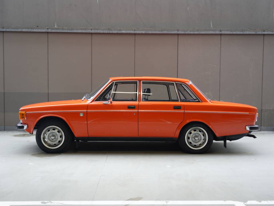 Image 2/50 of Volvo P 144 GL (1972)