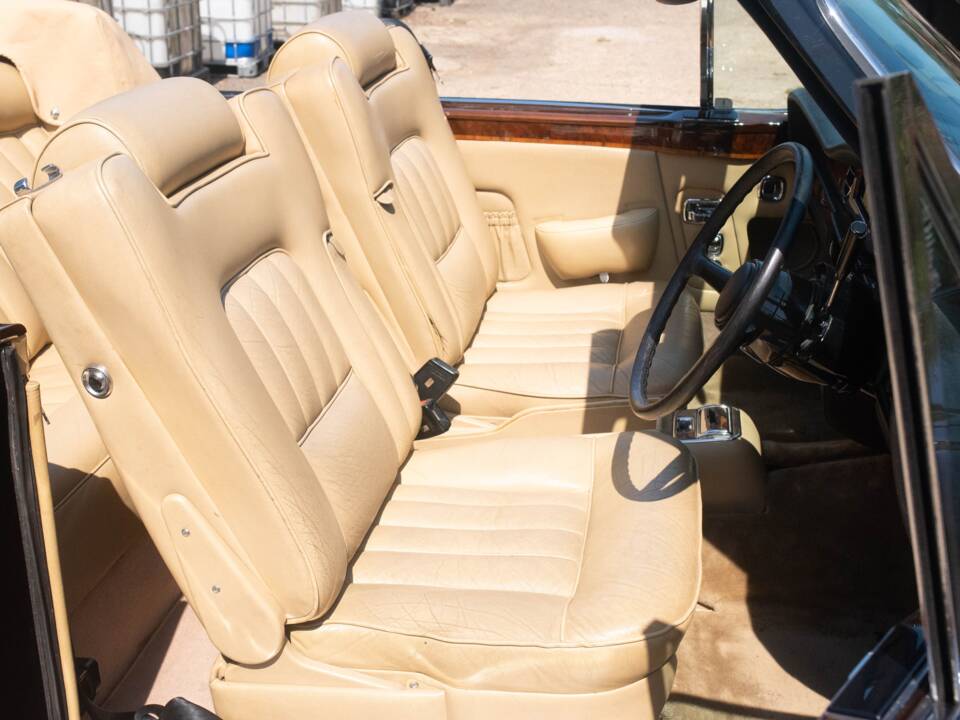 Image 4/50 de Rolls-Royce Corniche I (1981)