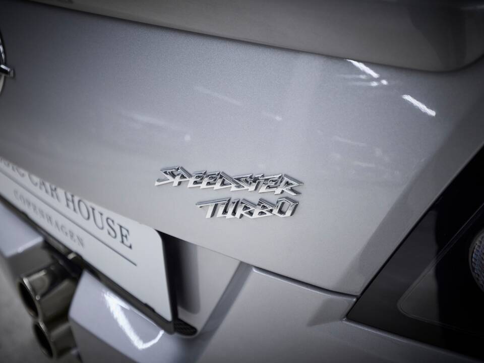 Image 75/81 of Opel Speedster 2.0 Turbo (2003)