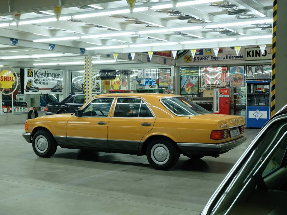 Bild 5/50 von Mercedes-Benz 280 SE (1981)