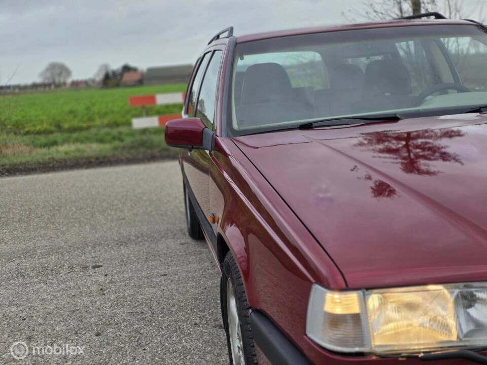 Image 14/38 de Volvo 850 2.5-20V (1995)