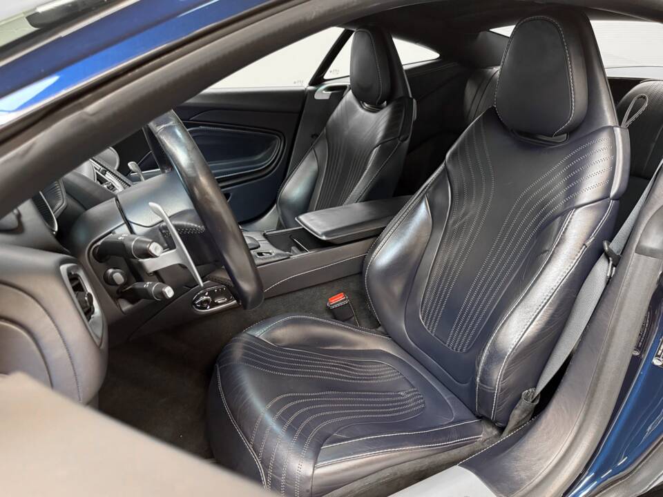 Afbeelding 16/26 van Aston Martin DB 11 V8 (2018)