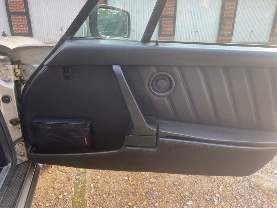 Image 29/47 of Porsche 911 Turbo 3.3 (1983)