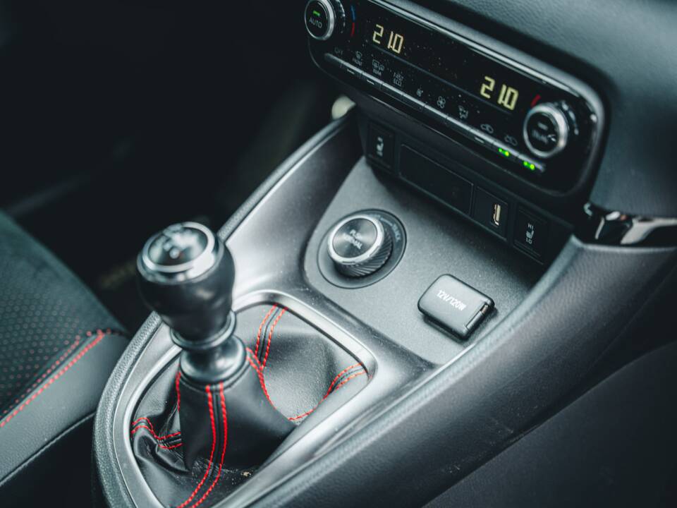 Imagen 13/75 de Toyota GR Yaris (2001)