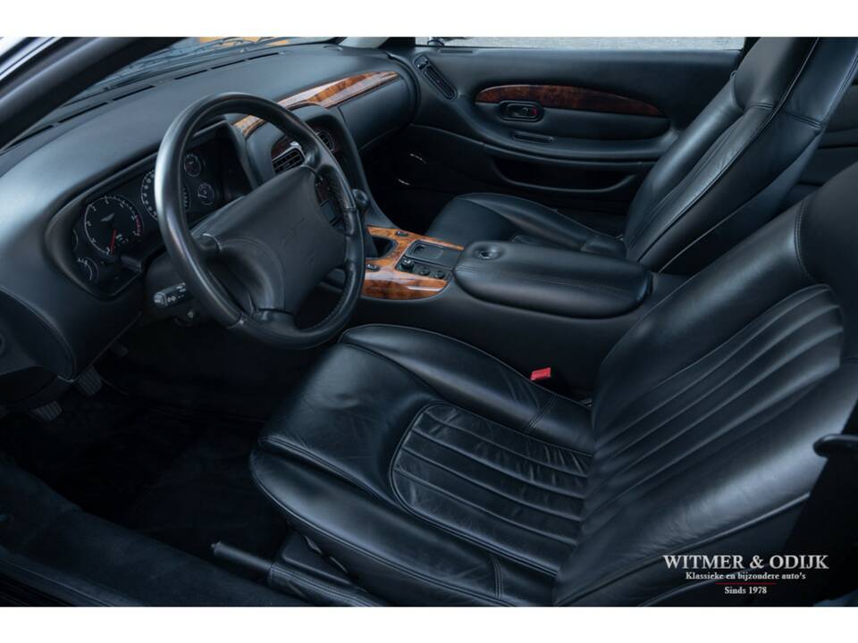 Immagine 4/39 di Aston Martin DB 7 (1999)