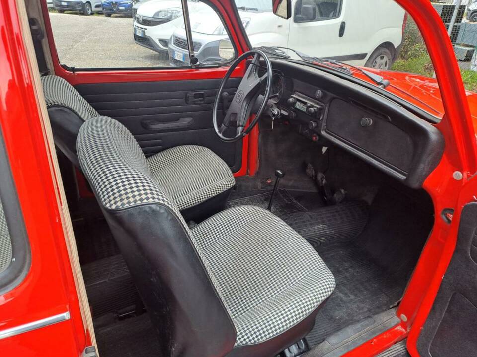 Immagine 7/33 di Volkswagen Beetle 1200 L (1980)