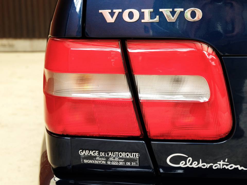 Image 10/66 de Volvo S 70 2.3 T5 (1998)