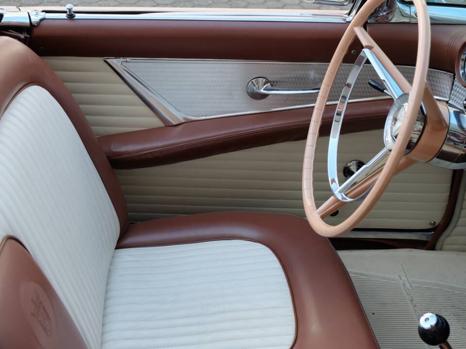 Immagine 45/64 di Ford Thunderbird (1956)
