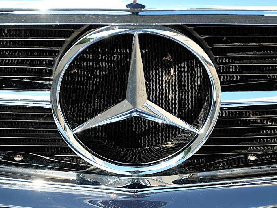 Immagine 48/66 di Mercedes-Benz 280 SL (1969)