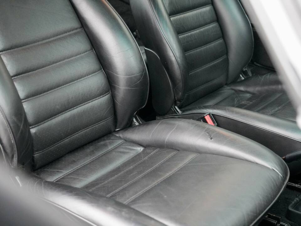 Bild 29/50 von Porsche 911 Turbo 3.3 (1986)