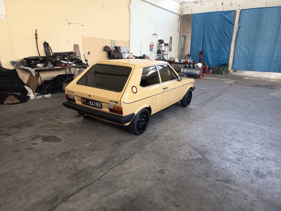Image 3/26 of Volkswagen Polo I 0.9 (1980)