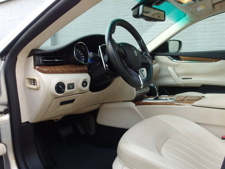 Image 50/98 of Maserati Quattroporte GTS (2015)