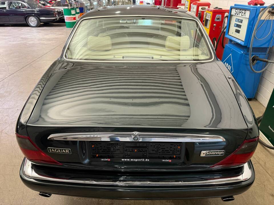 Bild 18/21 von Jaguar XJ 6 4.0 (1996)