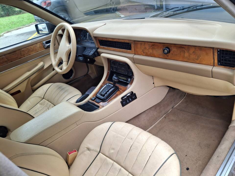 Bild 3/14 von Jaguar XJ 40 (XJ-R) (1992)