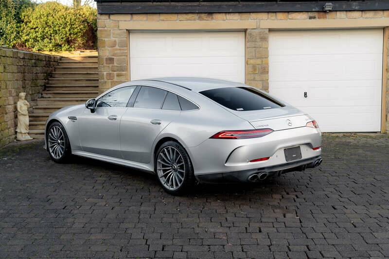 Image 9/50 of Mercedes-AMG GT 43 (2020)