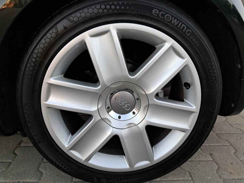 Bild 19/41 von Audi TT 1.8 T (2002)