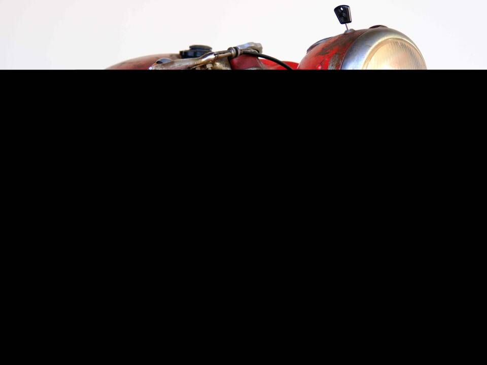 Image 16/83 of MV Agusta 175 CS Sport Disco Volante (1955)