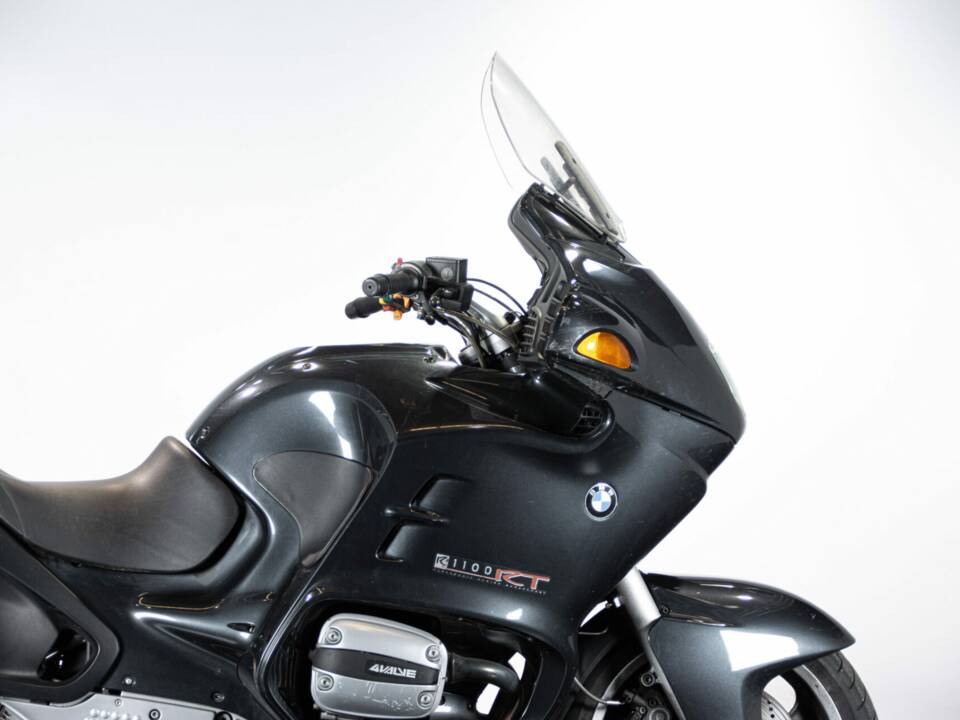 Image 33/50 de BMW R 1100 RT (1998)